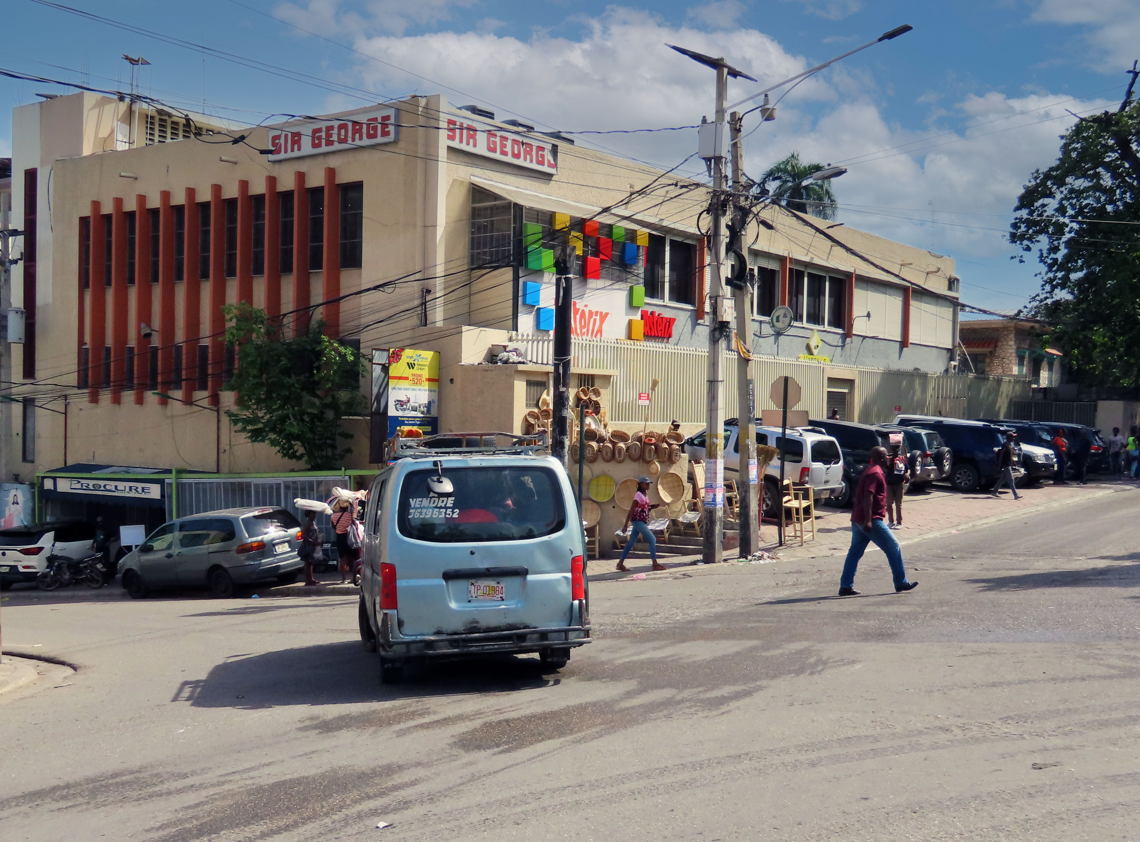 Sir Georges Plaza photo 3